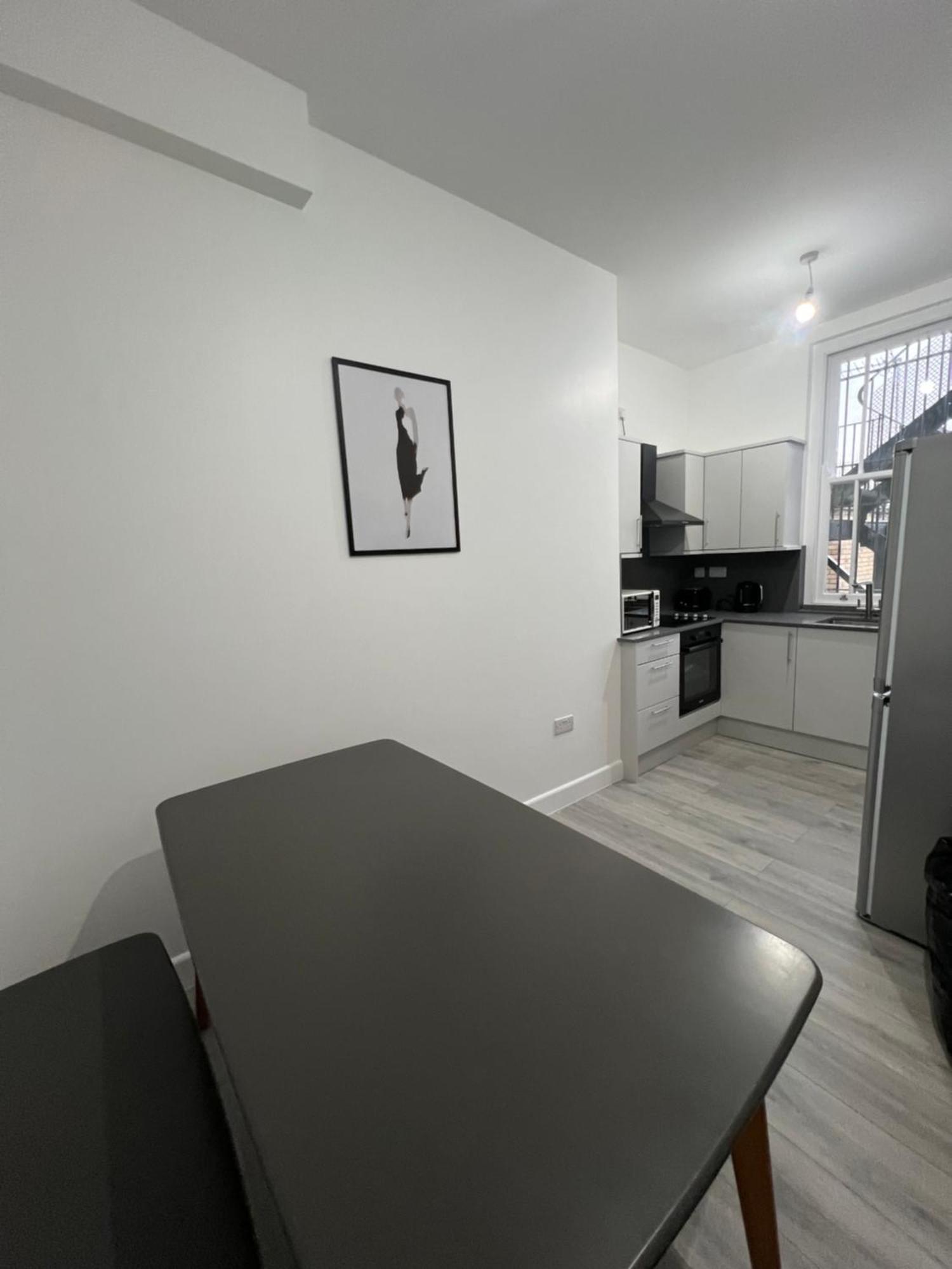 London Rooms ภายนอก รูปภาพ